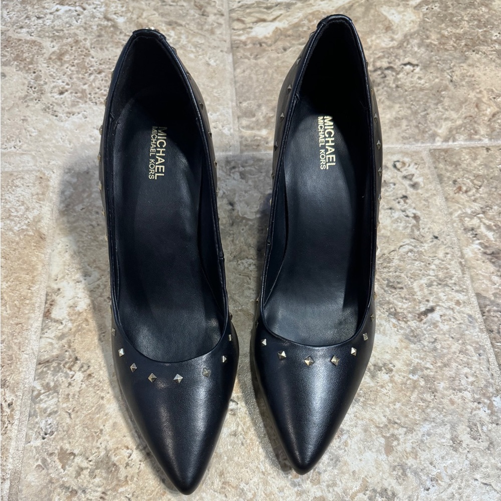 Michael Kors Flex Studded Leather Mid-heel Pump